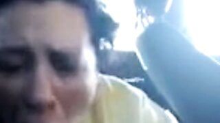 Oops, caught while giving blowjob in the car