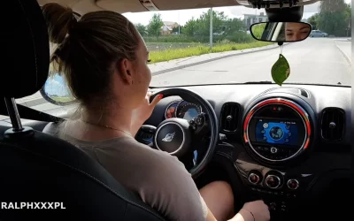 Hot Cheating Wife Pickup a Stranger and Blow Him in Car on a Street